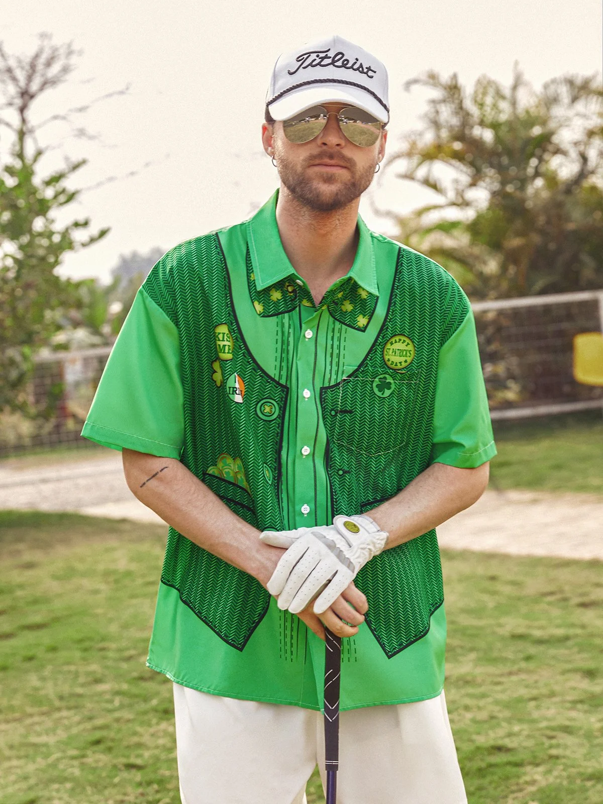 Hardaddy Hawaiian Button Up Shirt for Men Green St. Patrick's Day Lucky Clover Gold Coins Regular Fit Short Sleeve Shirt St Paddy's Day Shirt