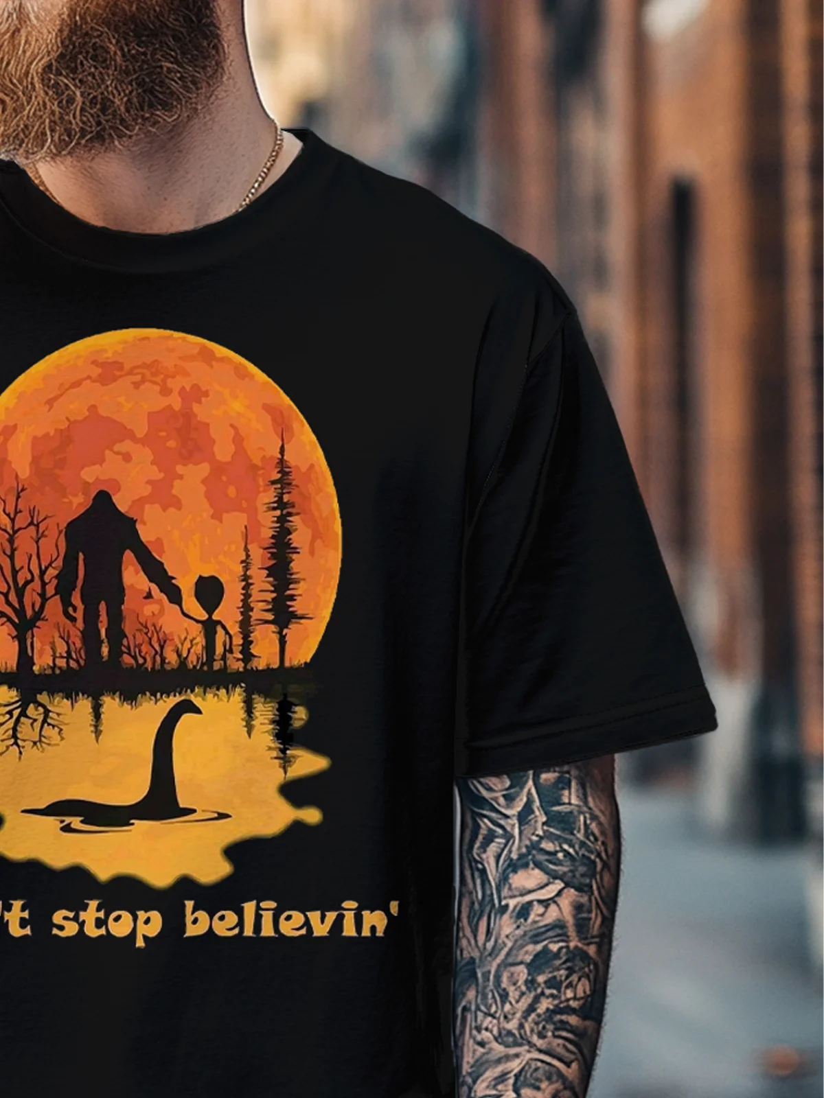 Men's Classic Bigfoot Alien Water Monster Silhouette Multicolor Fitted T-shirts