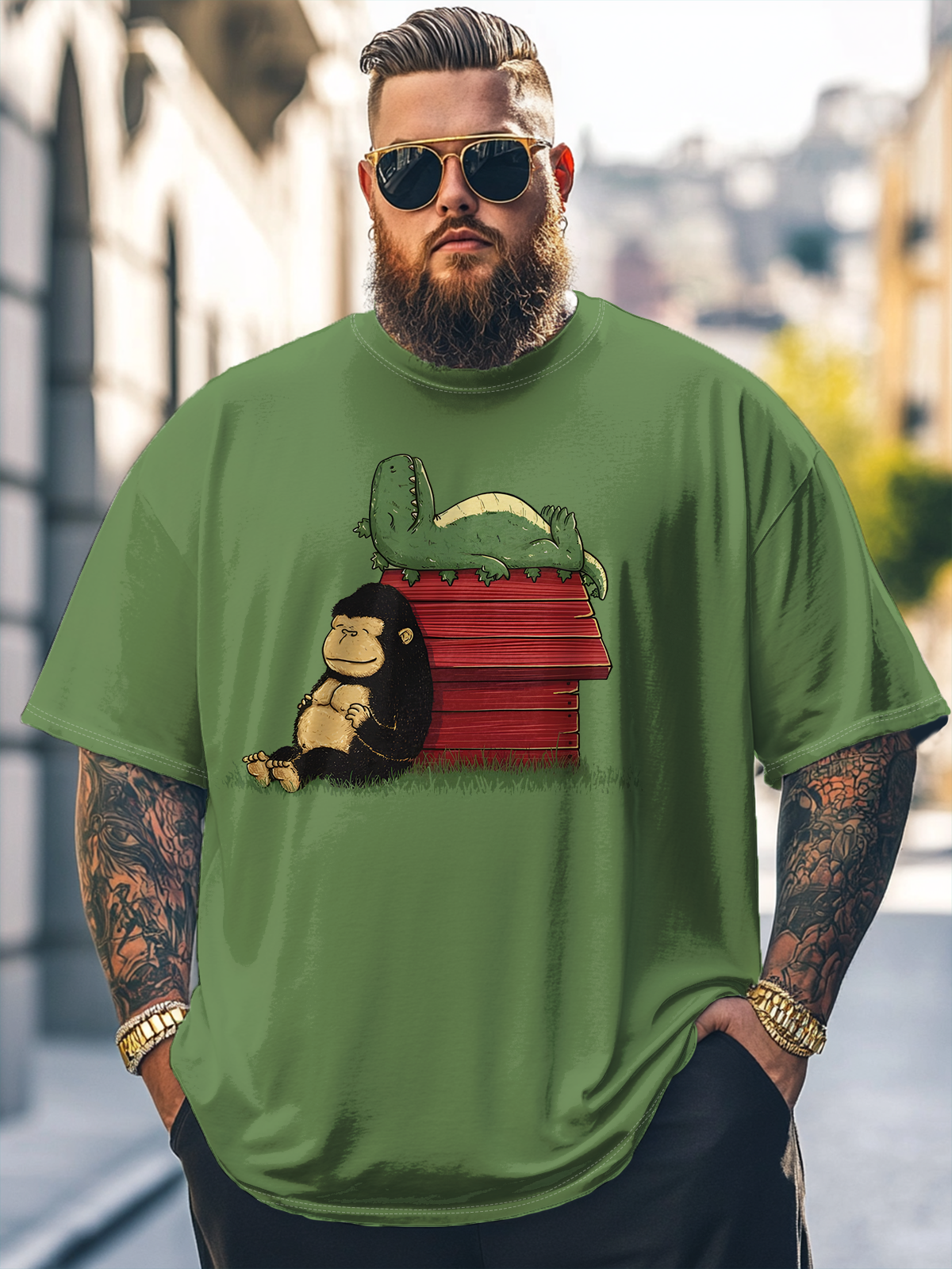 Big Size Men's Funny Godzilla and King Kong Loose T-shirt